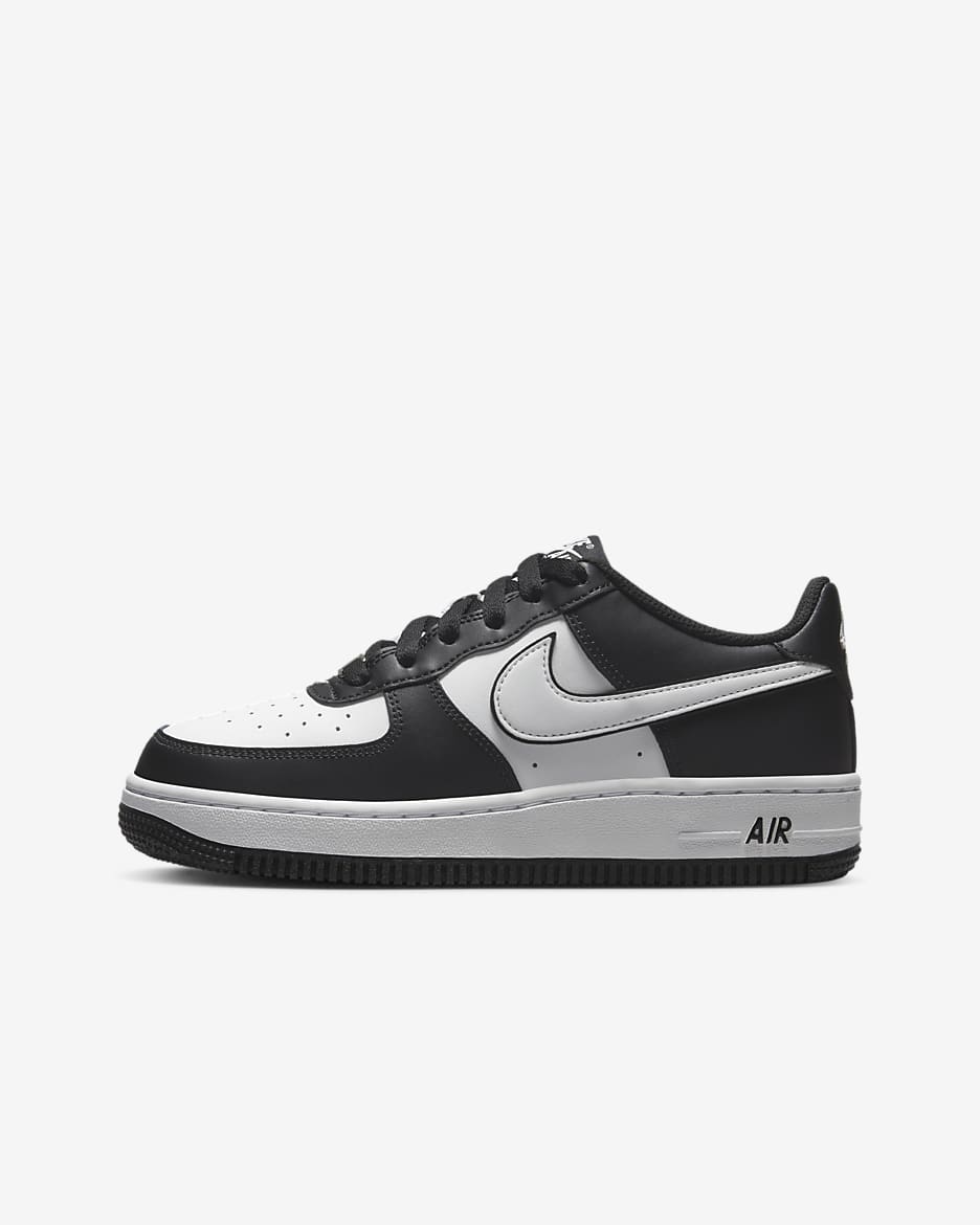Nike Air Force 1 LV8 2