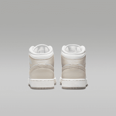 Air Jordan 1 Mid SE Pink