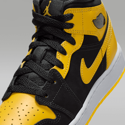 Air Jordan 1 Mid SE