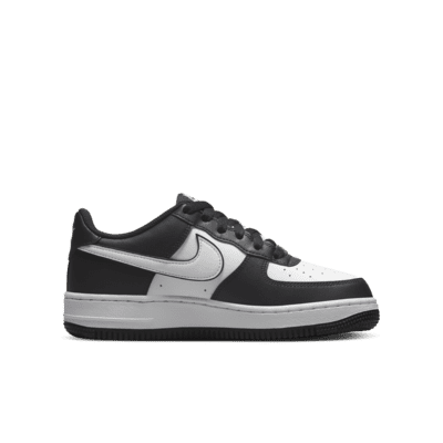 Nike Air Force 1 LV8 2 