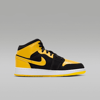 Air Jordan 1 Mid SE