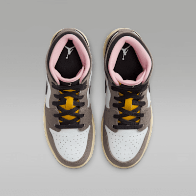 Air Jordan 1 Mid SE Mocha