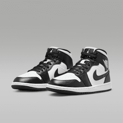 Air Jordan 1 Mid Black 